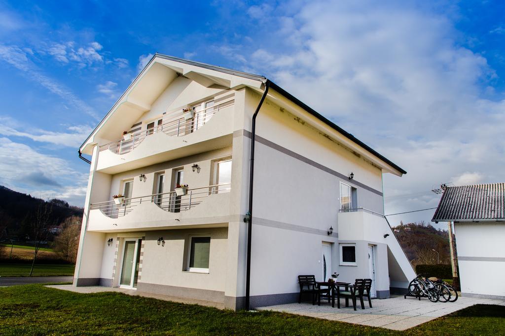 Apartments Ema พอดเชเทอร์เทค ภายนอก รูปภาพ