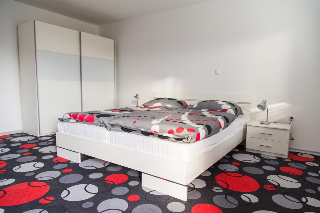 Apartments Ema พอดเชเทอร์เทค ภายนอก รูปภาพ
